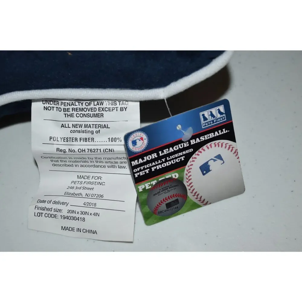 MLB New York Yankees Premium Plush Pet Pillow Bed - 20